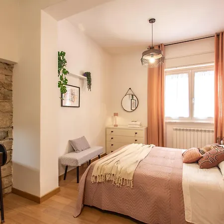 Wellstay Downtown Apartament *